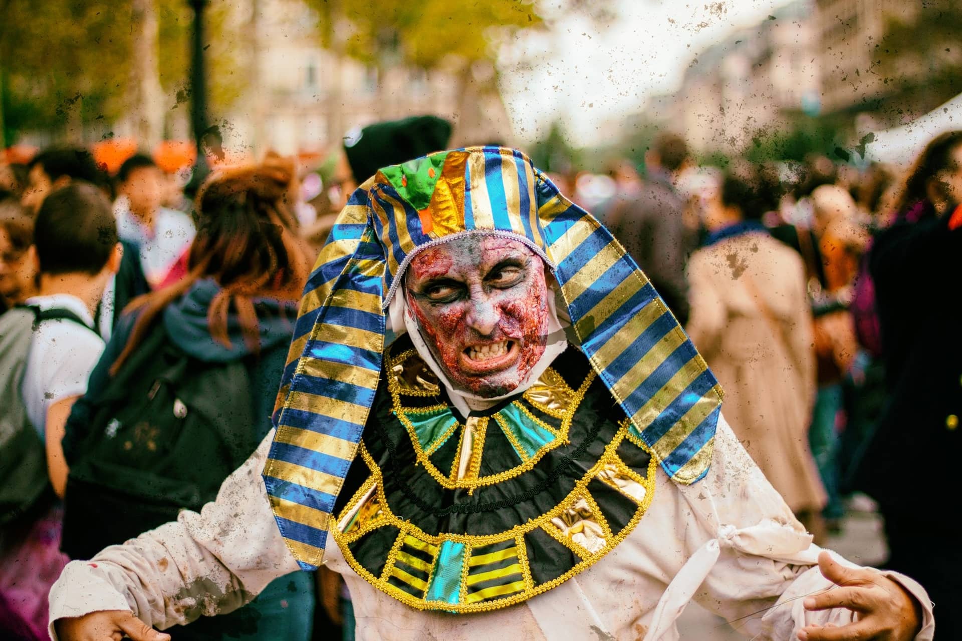 A grimacing zombie pharaoh walks through the crowd at Zombie Walk Paris, 2016 edition