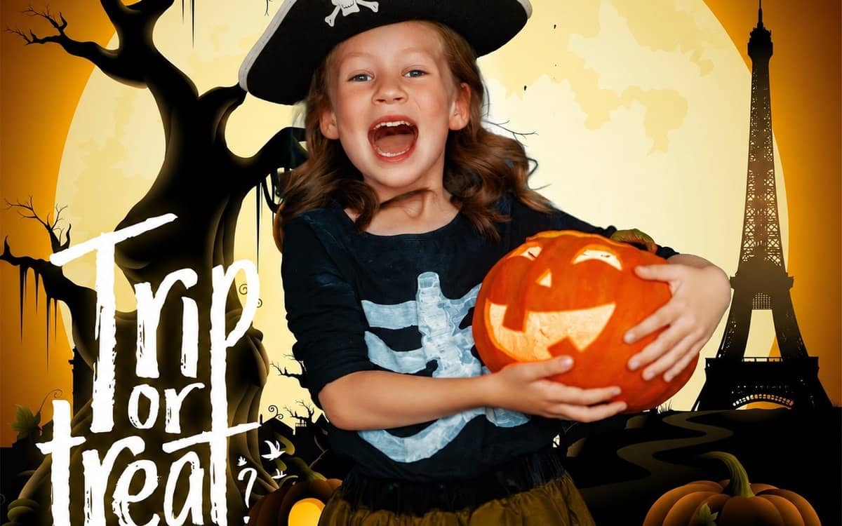 Bateaux-Mouches Halloween poster: a girl dressed as a skeleton pirate holding a pumpkin in front of the Eiffel Tower