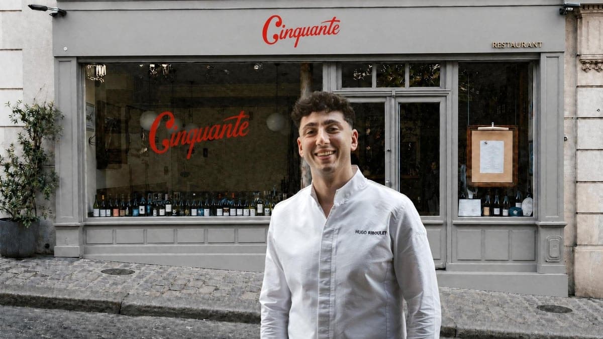 Salle du Cinquante en haut de la rue Lepic, bistrot de Montmartre où Hugo Riboulet pose sa résidence